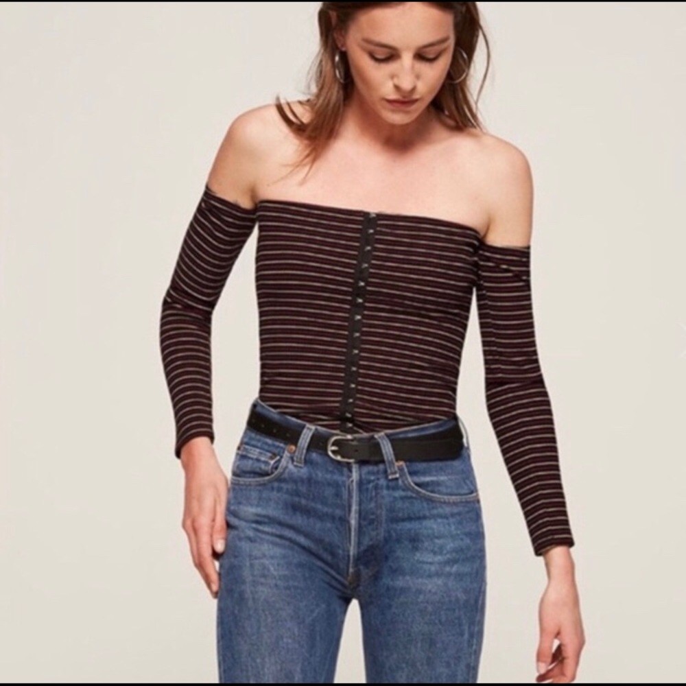 Reformation Top - off the shoulder
